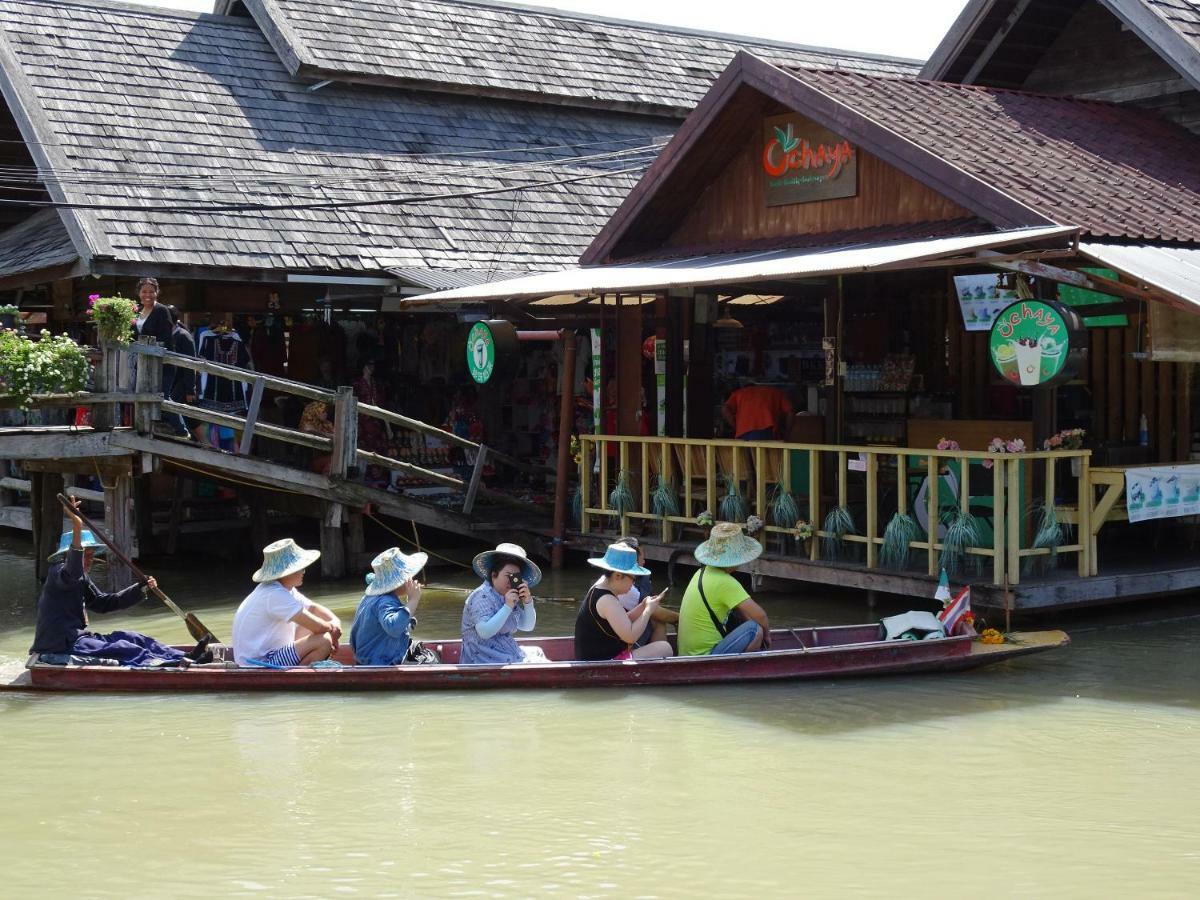 Wong Amat Pattaya Beach Resort Exterior photo